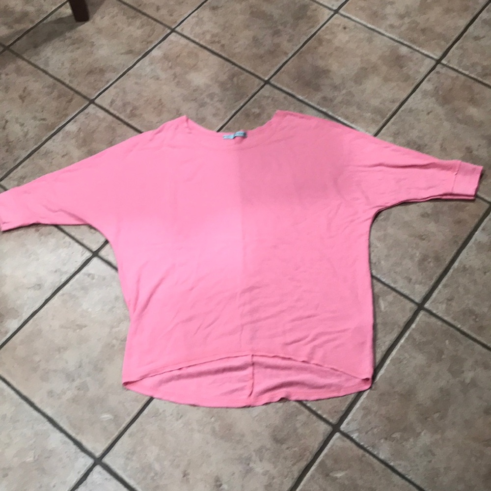 Maurice’s Coral top mid length sleeves